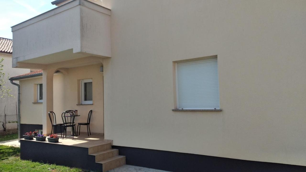 Apartman Ana Pula Exterior foto
